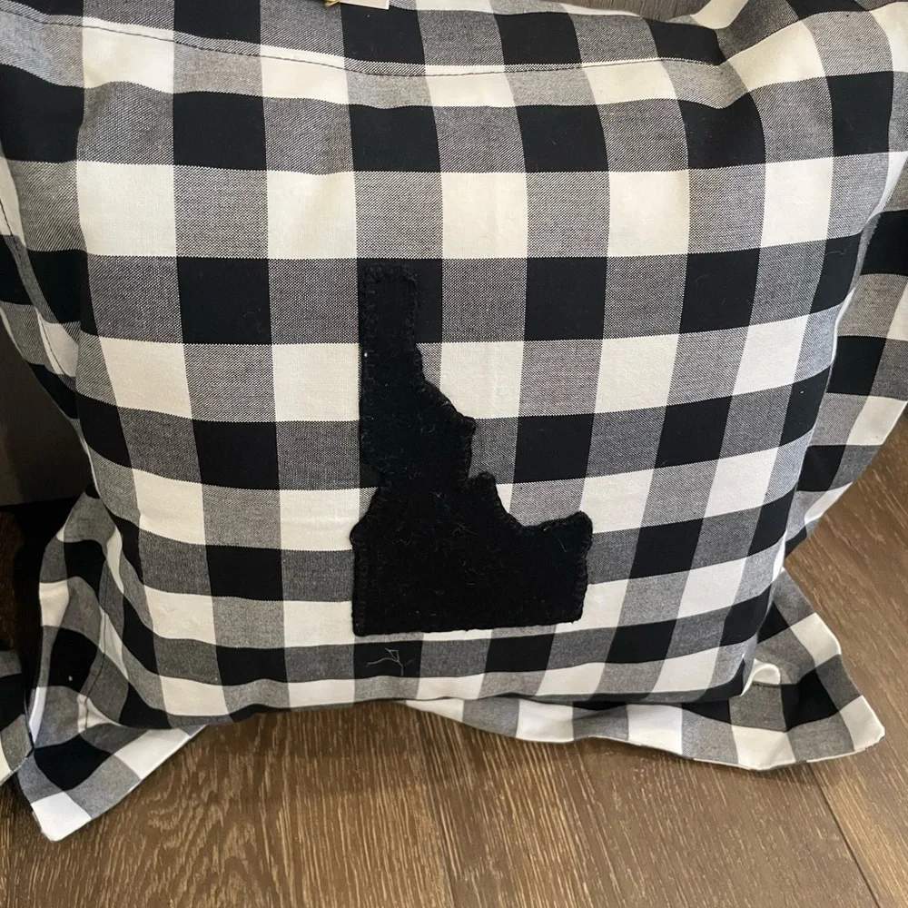 Black and White Buffalo Check wool appliqué Idaho Throw Pillows